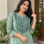 Anvita Pista Green Printed Cotton Kurti with V-Neck & Floral Print