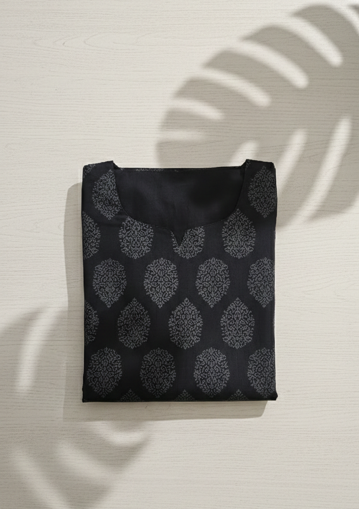 Black Cotton Ethnic Print Straight Kurta - Breathable 3/4 Sleeve Tunic
