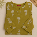 Anvita Mustard Yellow A-Line Cotton Kurti – Floral Motif Detail & Functional Side Slit Pockets – Elegant Ethnic Wear