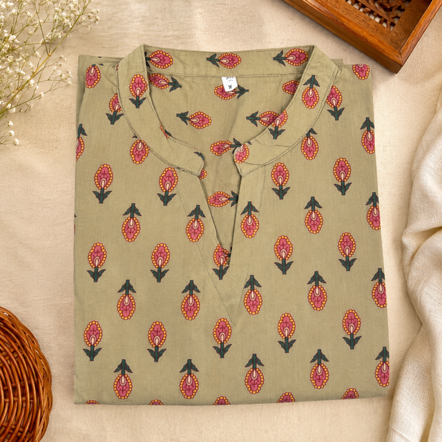 Revanta Cotton Cream Aline Kuta with Chineese collar with one side pocket  with floral prints