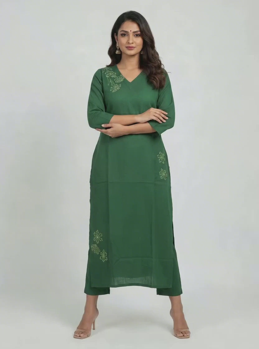 Anvita Emerald Green Cotton Slub Kurta – Asymmetric Floral Print – Chic Casual Wear